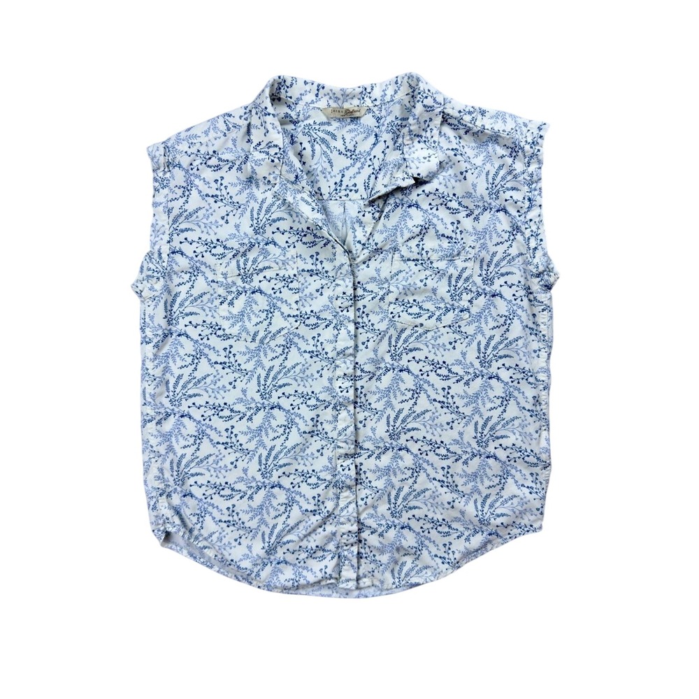JACHS Girlfriend White Button-Down Sleeveless Top with Blue Floral Print
